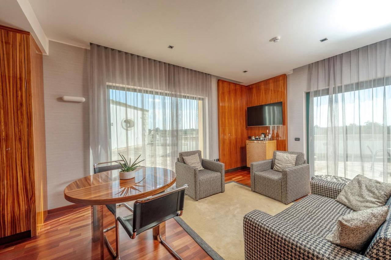 Acaya Golf Resort & Spa Exterior photo